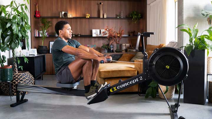 Rowing machine with EXR